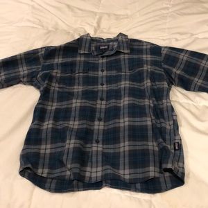 Patagonia lightweight flannel Men’s Large